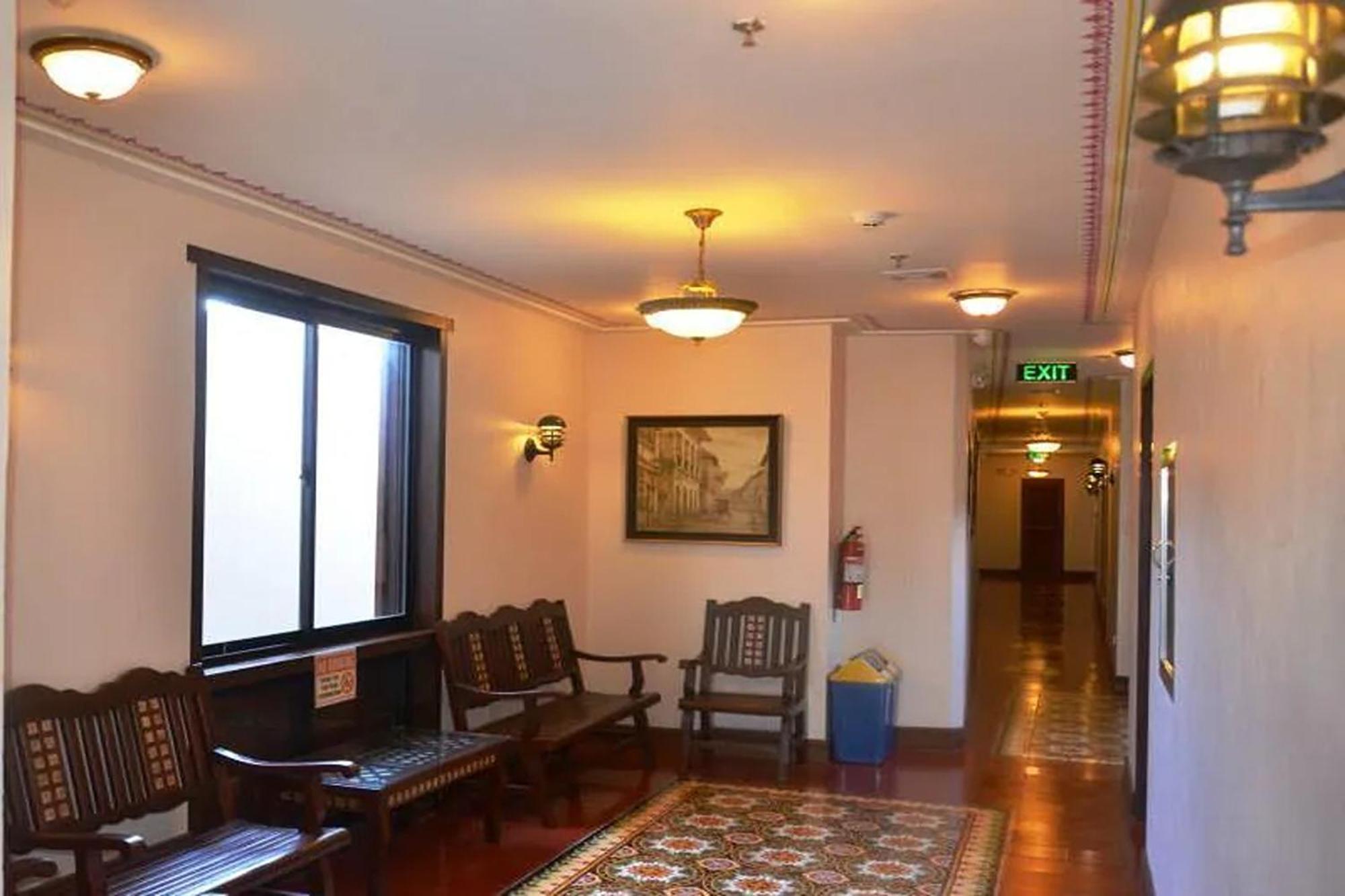 Nscc Hotel Vigan Exteriör bild